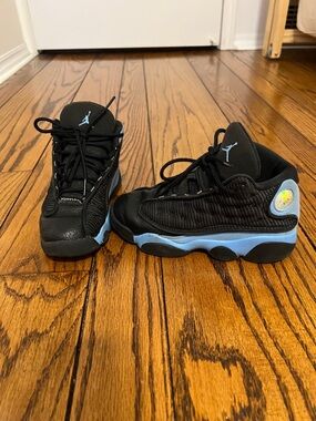 Jordan Kids Black and Light Blue Low-Top Basketball Sneakers- Like New!